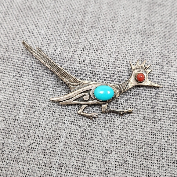 Vintage America Jewelry - Vintage Navajo Zuni Roadrunner Sterling Turquoise Coral Pin Brooch